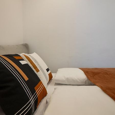 2-Rooms Apartment 10 Min Away From City Center Viena Exterior foto